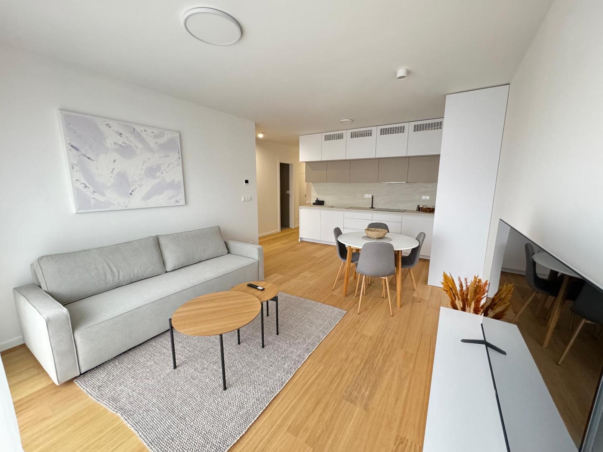 Aurora Apartments Братислава Екстер'єр фото