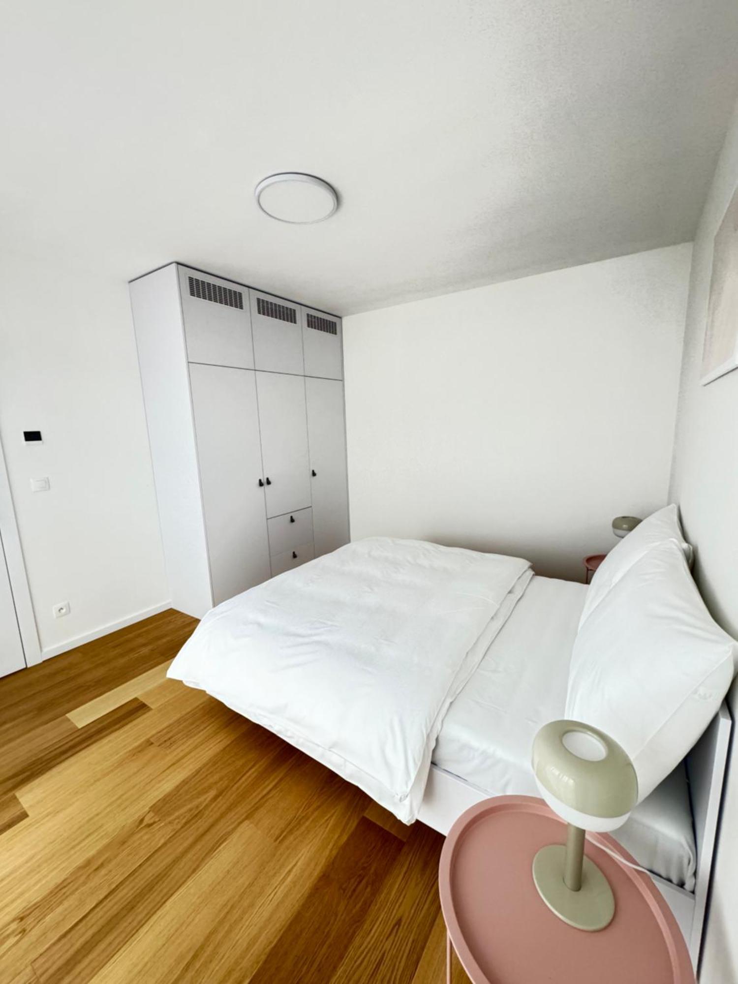 Aurora Apartments Братислава Екстер'єр фото