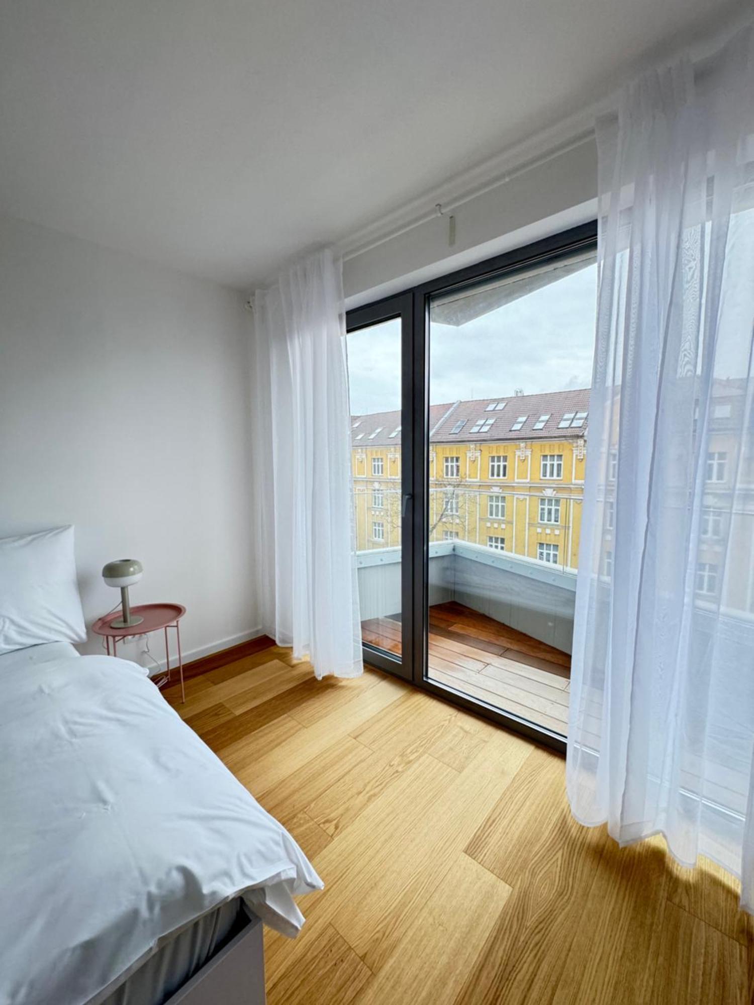 Aurora Apartments Братислава Екстер'єр фото